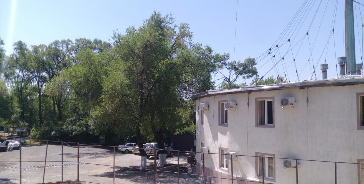 Shree Gopal Gayatri Lok Ξενοδοχείο Γιερεβάν Εξωτερικό φωτογραφία